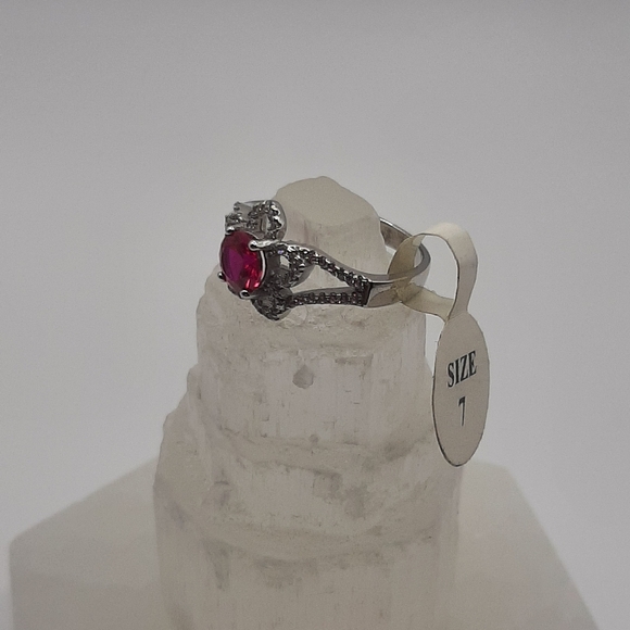 R711 Sterling Silver Flower Ring - Picture 2 of 7